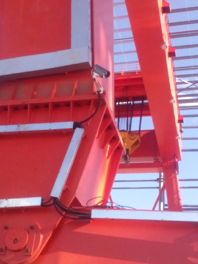 內(nèi)蒙古蘭石門式起重機安全監(jiān)控系統(tǒng)現(xiàn)場安裝圖十二